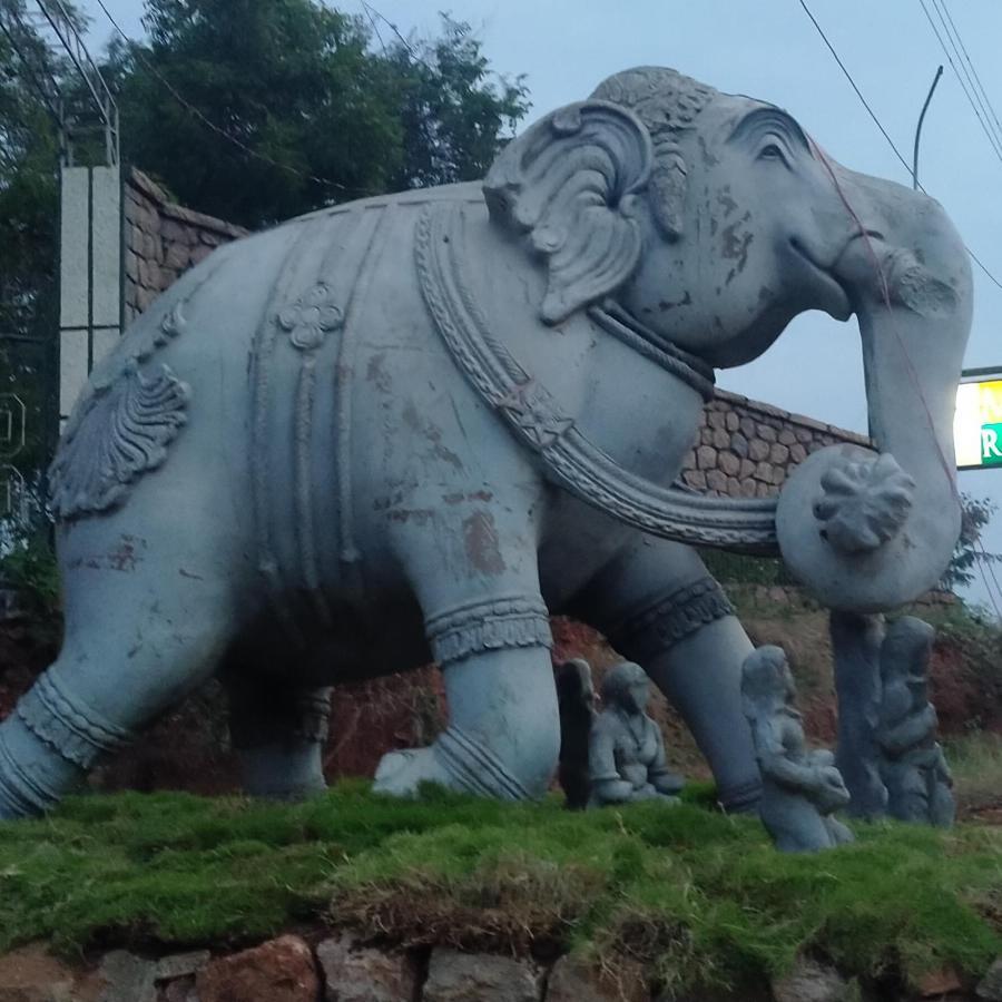 Mount Retreat Hotel Madurai Exterior foto