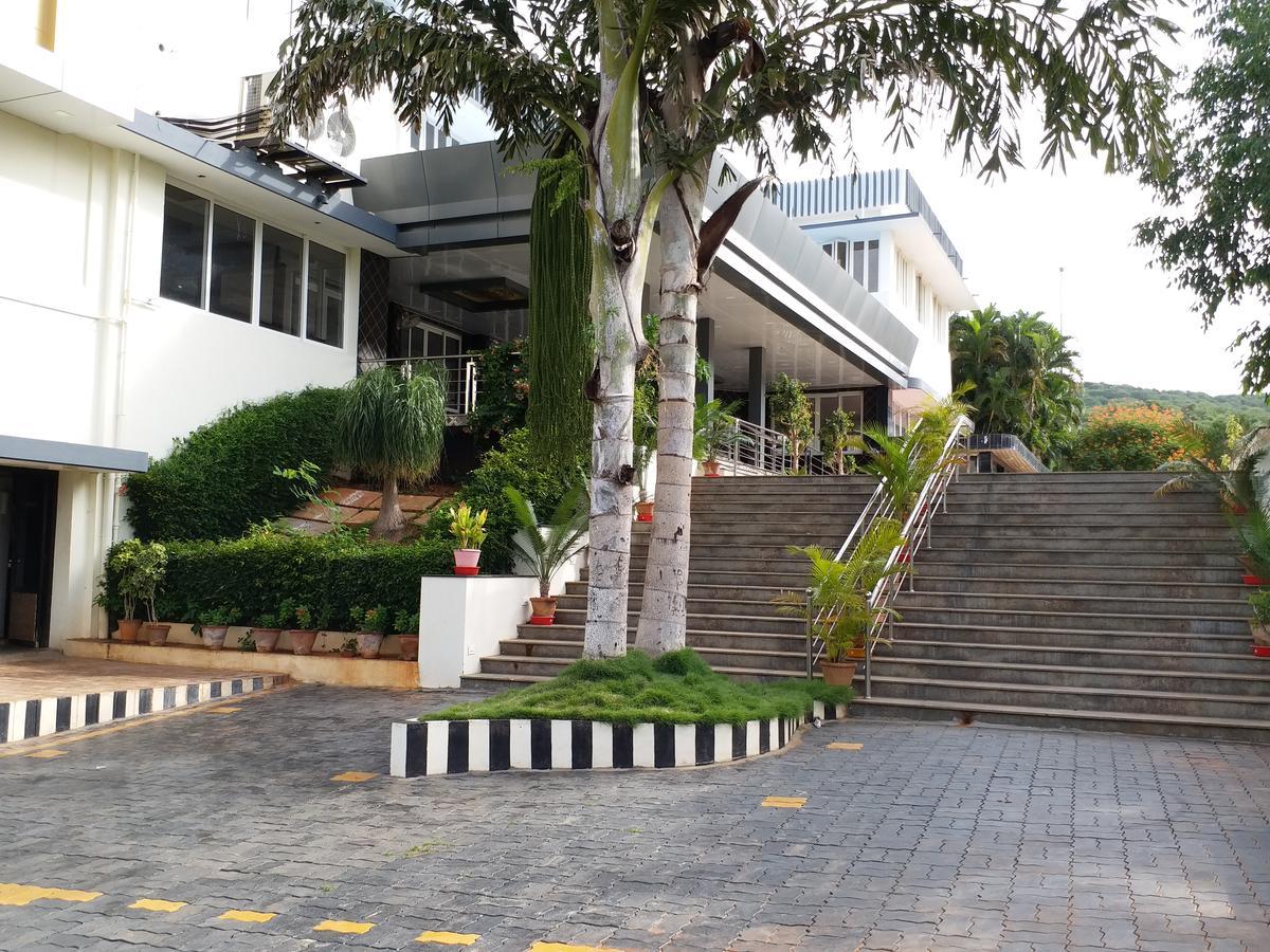 Mount Retreat Hotel Madurai Exterior foto